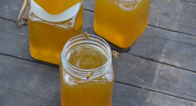 蜂蜜常见问题之，蜂蜜起泡泡，涨瓶子是变质了吗，还能吃吗