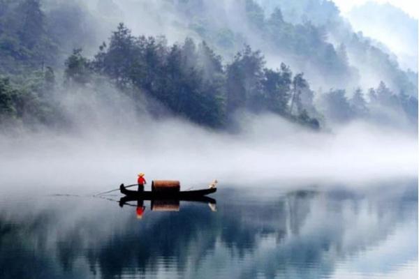 东江湖必去的景点（雾漫小东江攻略）