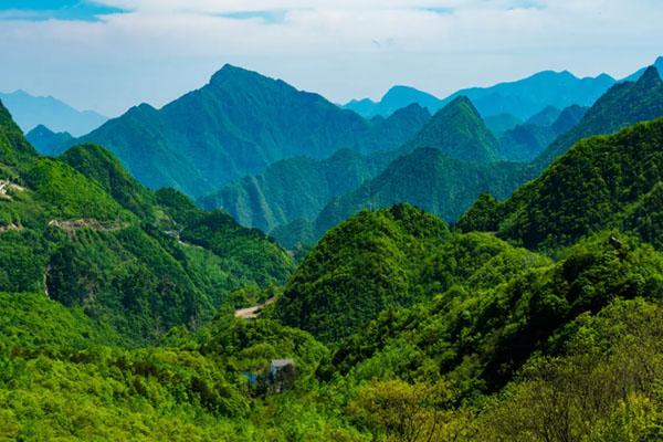 武汉周边十大最值得推荐的旅游景点（神农架风景区攻略）