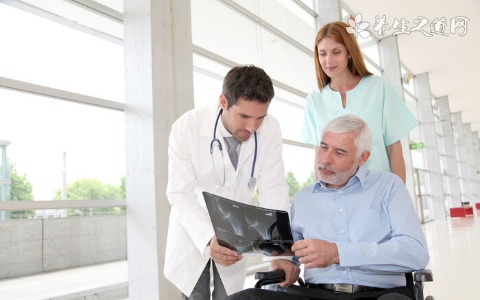 去医院检查胆结石可以吃早饭吗